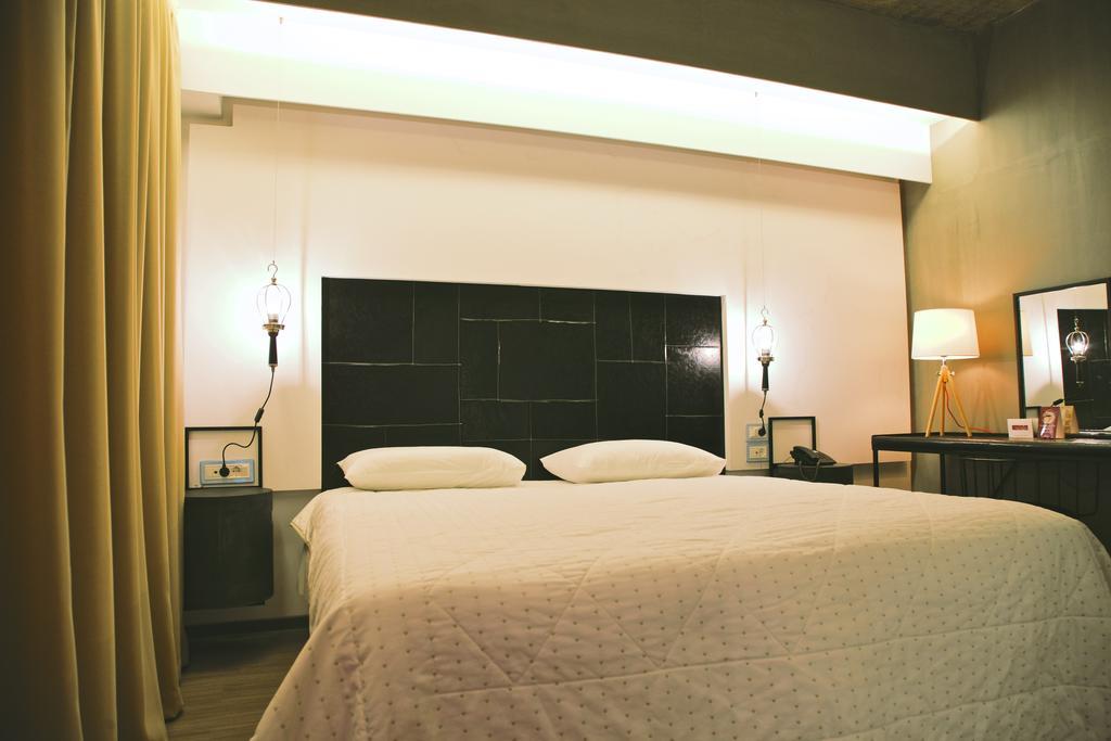 Adonis City Hotel Патра Стая снимка