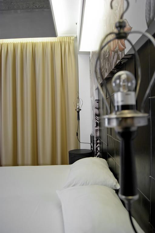 Adonis City Hotel Патра Екстериор снимка