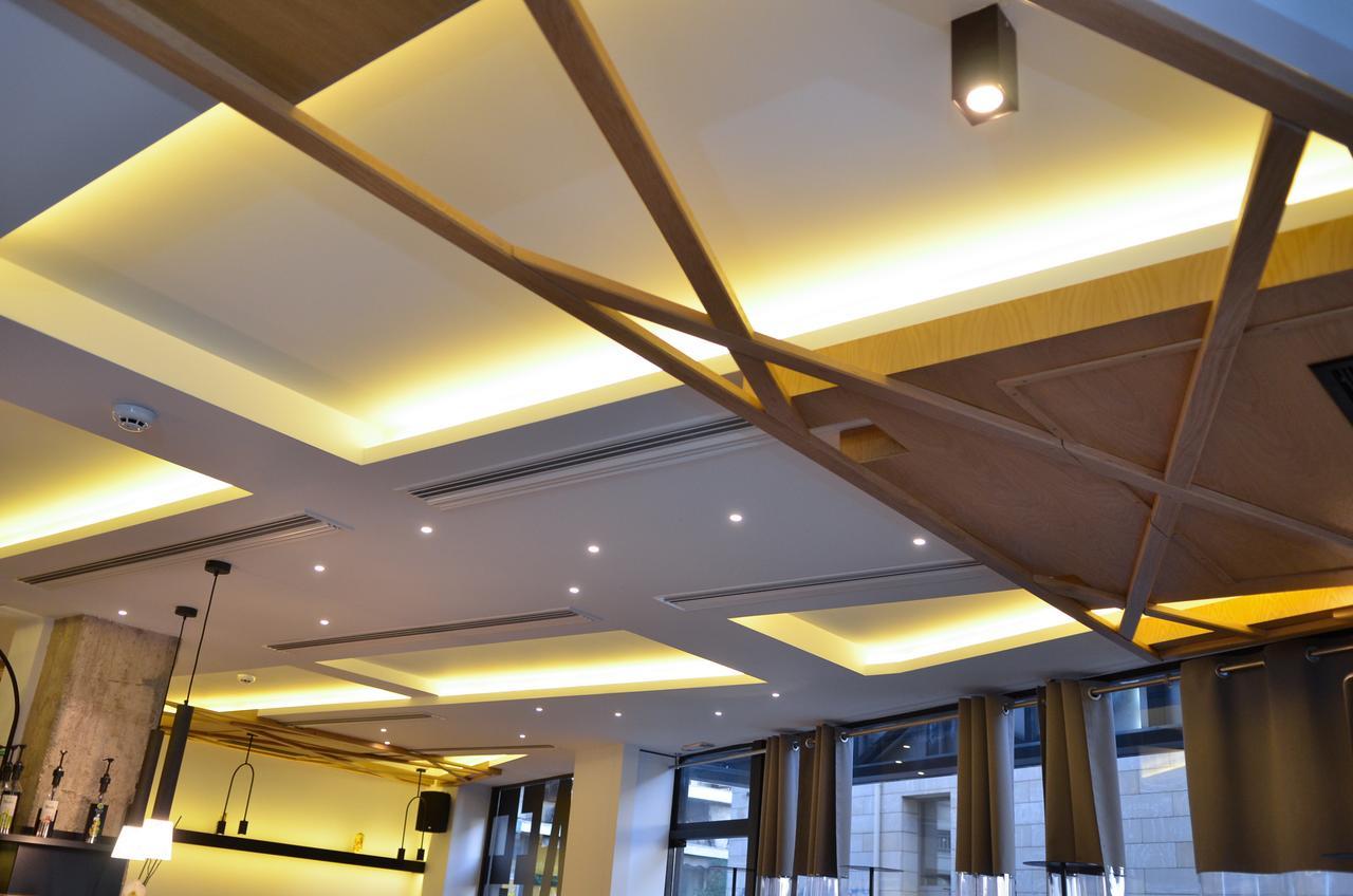 Adonis City Hotel Патра Екстериор снимка